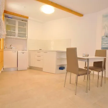 公寓 Apartman Fortica